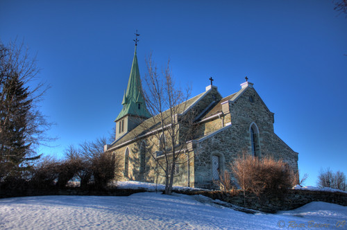 Trondheim:  Byasen, Havstein Kirke -- by roarx, panoramio